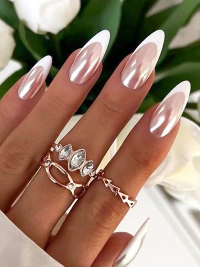 8 Luxurious And Elegant Nail Designs