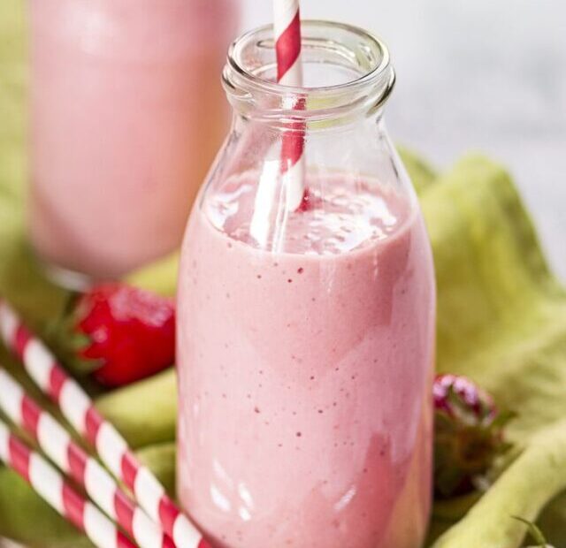 9 Delicious Whole30 Smoothies That Are Packed With Nutrients