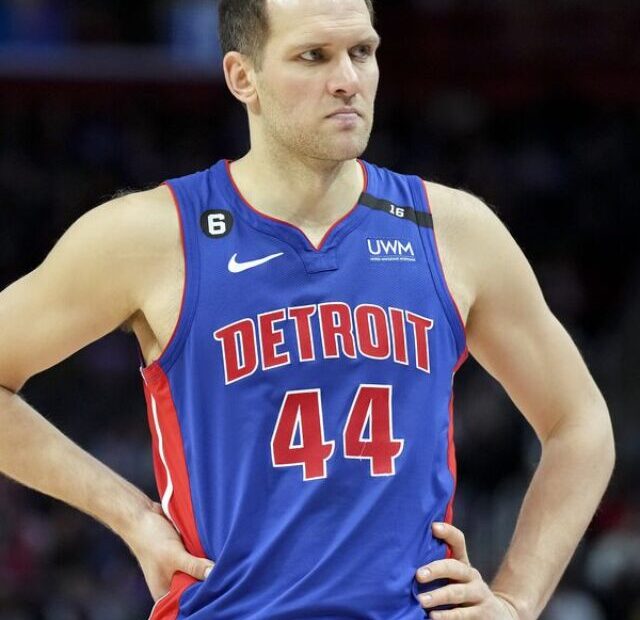 Pistons Considering Bojan Bogdanovic Trade Talks