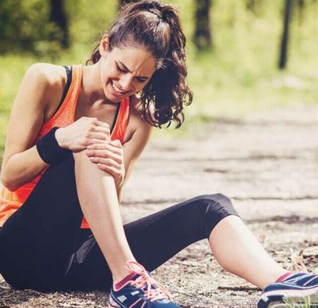 If You Have Knee Pain, Try These 10 Exercise Now!