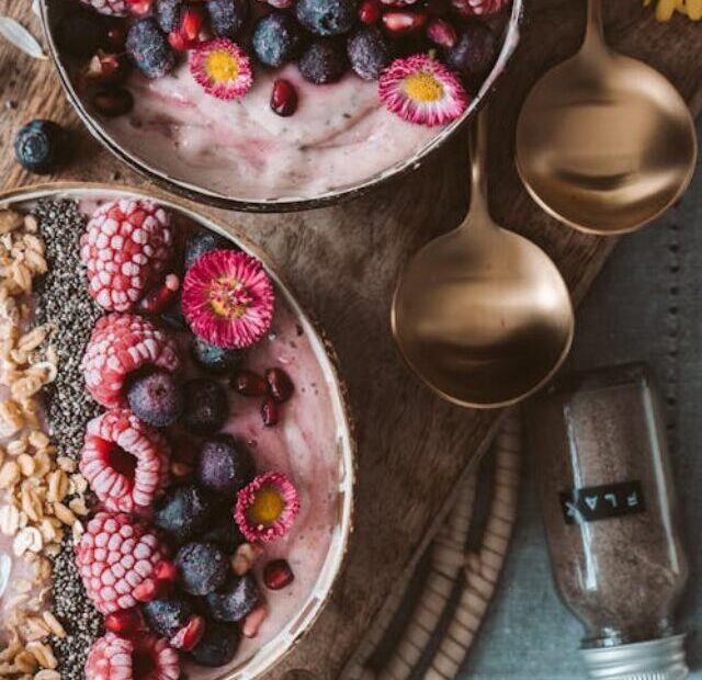 Top 11 Smoothie Bowls for Nutritious Breakfasts